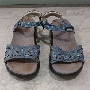 JBU Women's Blue Sandals